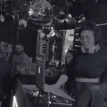 דיג'יי תקליטנית לבר ואירועים