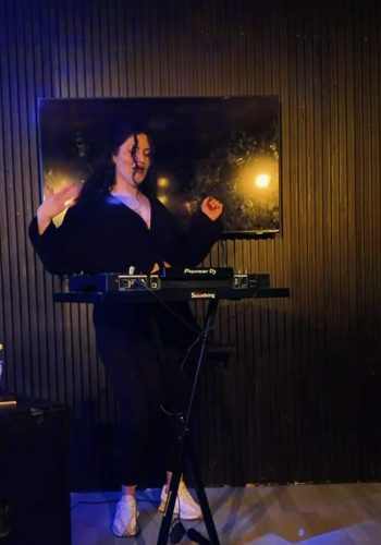 תקליטנית ימי הולדת